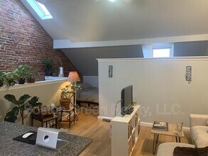 315 Meridian St in Boston, MA - Foto de edificio - Building Photo