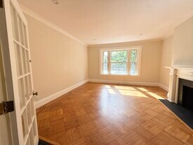 1726 Beacon St, Unit 1 in Brookline, MA - Building Photo