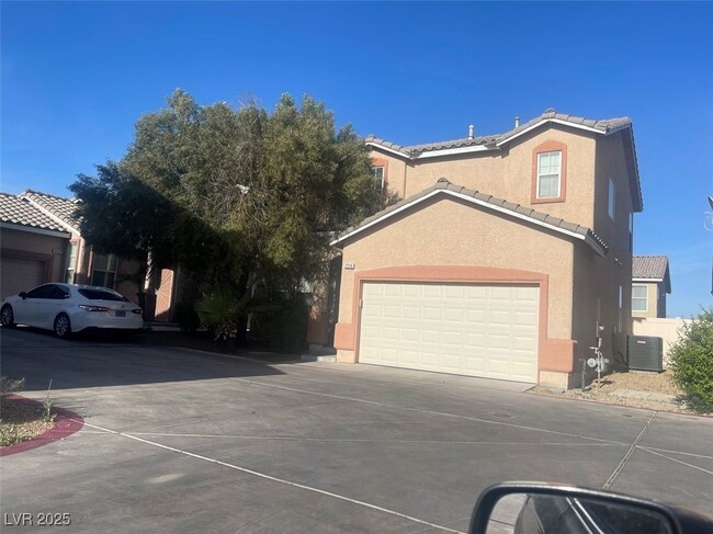 property at 2516 Rainbow Cactus Ct