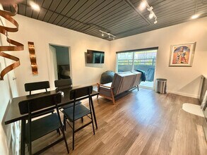 360 W 200 S in Salt Lake City, UT - Building Photo - Building Photo