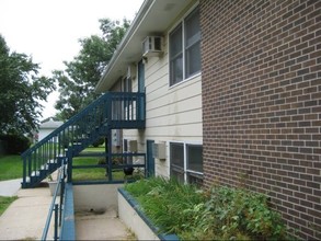 Pleasantville Park Apartments in Pleasantville, IA - Building Photo - Building Photo