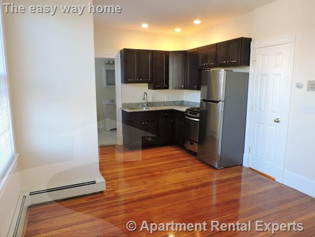 34 Chatham St, Unit #2L in Cambridge, MA - Building Photo - Building Photo