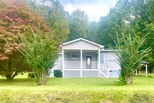 2970 GA-75Alt in Cleveland, GA - Building Photo