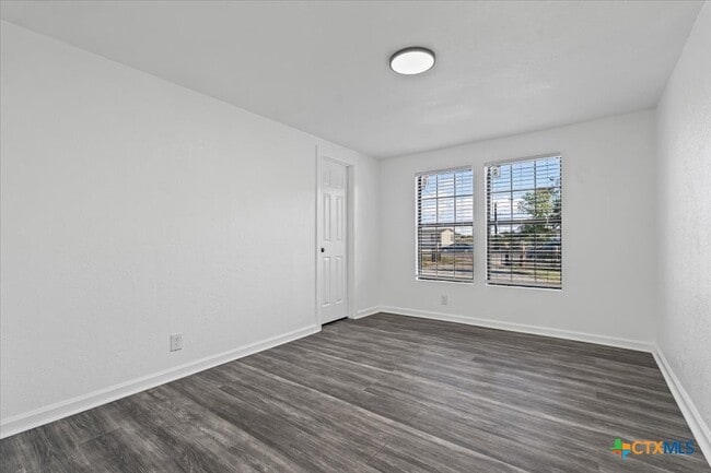 property at 180 Dunlap Cir