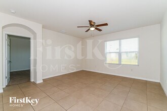 1627 SW 25th Ln in Cape Coral, FL - Foto de edificio - Building Photo
