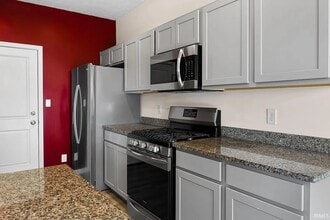 2911 Poinciana Dr in West Lafayette, IN - Building Photo - Building Photo