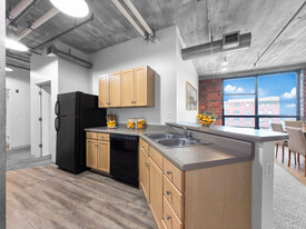 Crescent Lofts Apartamentos