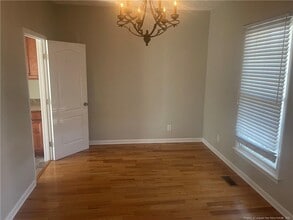 425 Dunblane Way in Fayetteville, NC - Building Photo - Building Photo