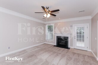 1014 Fleming Ln in Matthews, NC - Foto de edificio - Building Photo