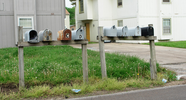 4 Four Plexes in Lawrence, KS - Building Photo - Building Photo