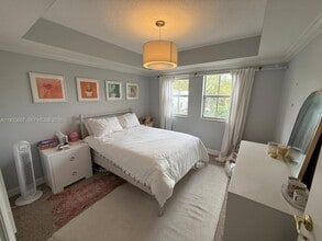 101 Sidonia Ave in Coral Gables, FL - Foto de edificio - Building Photo