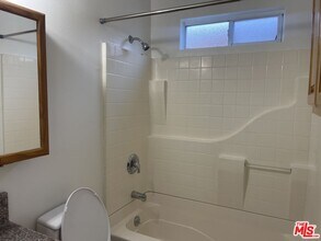 954 Fedora St in Los Angeles, CA - Building Photo - Building Photo