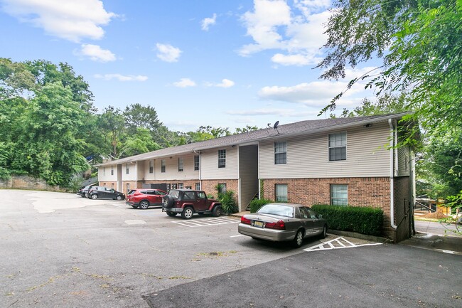 Redwood Manor in Birmingham, AL - Foto de edificio - Building Photo