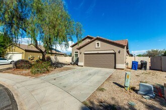 2265 S Del Rancho in Mesa, AZ - Building Photo - Building Photo