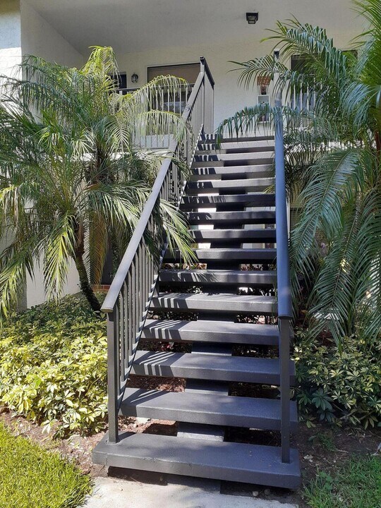 1248 S Military Trail in Deerfield Beach, FL - Building Photo