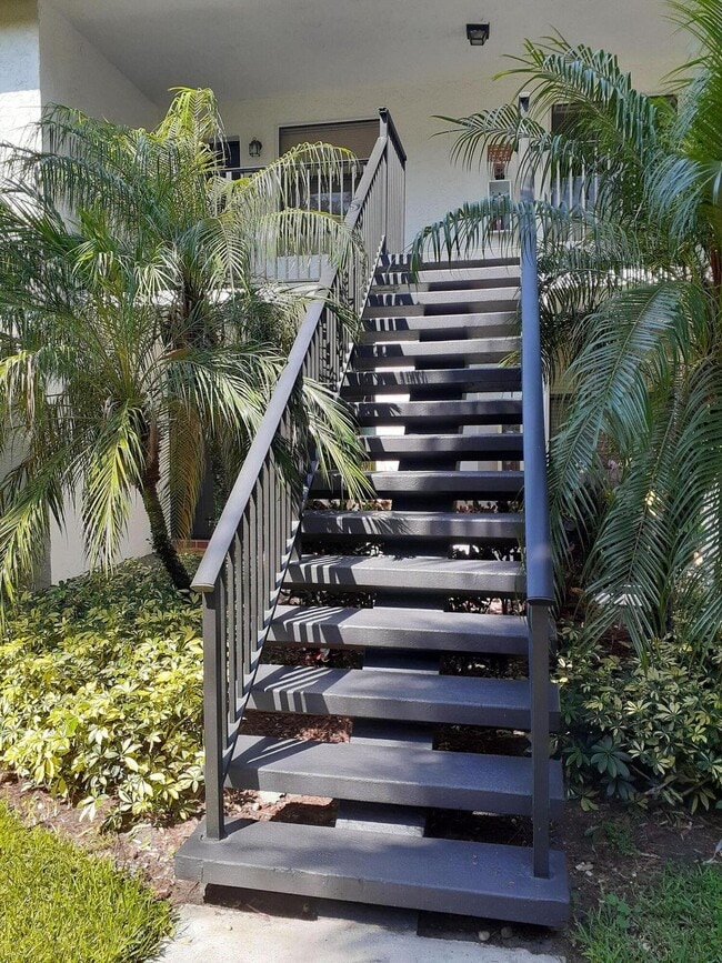 property at 1248 S Military Trail