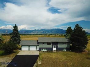 1410 Harper Puckett Rd in Bozeman, MT - Building Photo - Building Photo