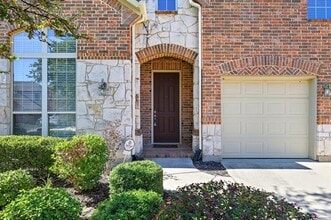 1328 Burnett Rd in Argyle, TX - Building Photo - Building Photo