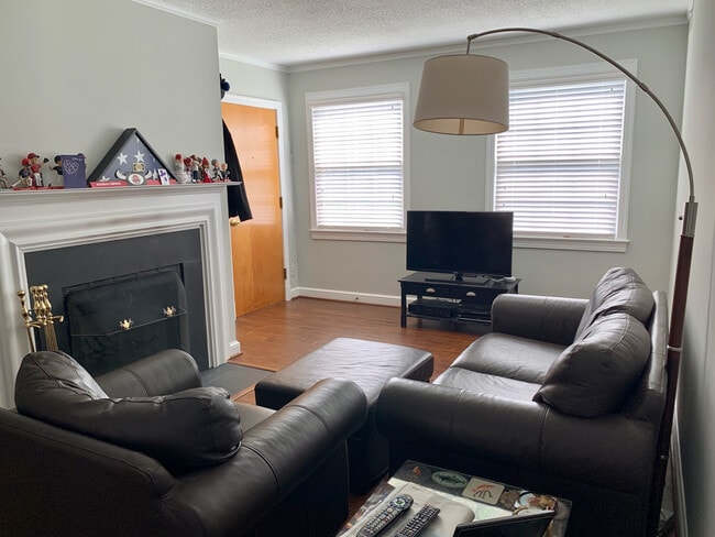 2601 Arlington Blvd in Arlington, VA - Building Photo - Building Photo