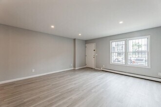 260 Randolph Ave in Jersey City, NJ - Building Photo - Building Photo