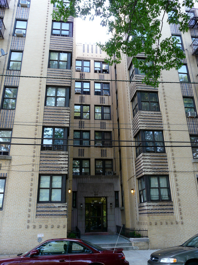 3750 Bronx Blvd in Bronx, NY - Building Photo - Building Photo