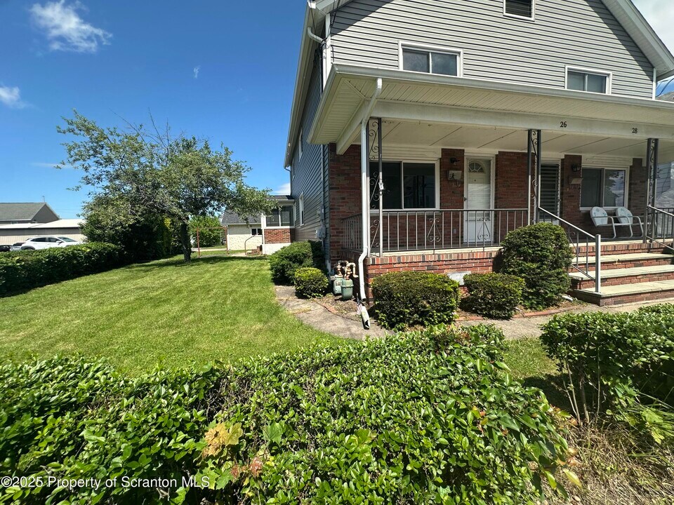 26 2nd St in Wyoming, PA - Building Photo
