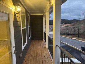 2530 Harbor Rdg Pass in Gainesville, GA - Building Photo - Building Photo