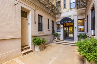 244 Riverside Dr in New York, NY - Building Photo - Building Photo