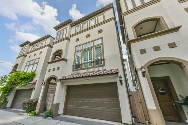 property at 6107 Stillman St