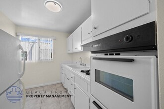 3035 E. Mariquita St. in Long Beach, CA - Foto de edificio - Building Photo