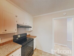 101 Netherland Dr in Irmo, SC - Foto de edificio - Building Photo