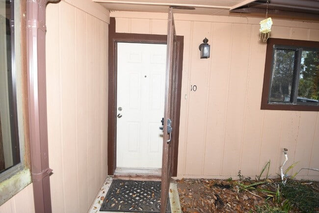 10 Village Dr in Flagler Beach, FL - Building Photo - Building Photo