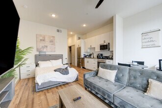 1111 Shepherd Dr in Houston, TX - Foto de edificio - Building Photo