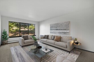 305-317-317 N 95th St in Milwaukee, WI - Building Photo - Building Photo