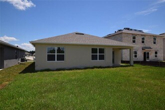 3330 Eastgrove Ter in Sanford, FL - Building Photo - Building Photo
