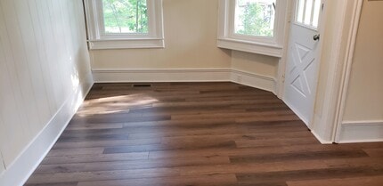 10 Haverling St, Unit Apt 102 in Bath, NY - Foto de edificio - Building Photo