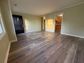241 York St in Jacksonville, NC - Building Photo - Building Photo