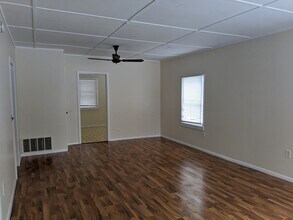 54 S Sheridan Dr in Muskegon, MI - Building Photo - Building Photo