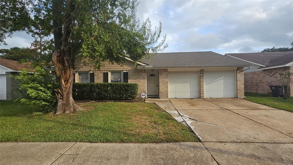 19906 Bolton Bridge Ln in Humble, TX - Building Photo