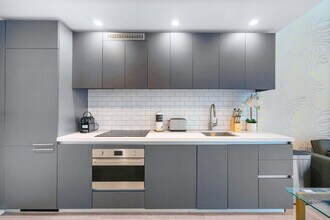 227 NE 2nd St in Miami, FL - Building Photo - Building Photo