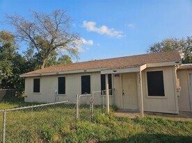 7300 Bennett Ave in Austin, TX - Building Photo