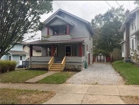 412 Emerick St in Wooster, OH - Building Photo