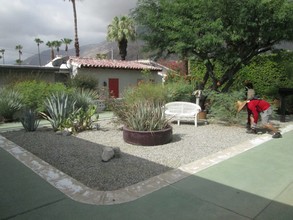 El Prado/Desert Villa in Palm Springs, CA - Building Photo - Building Photo