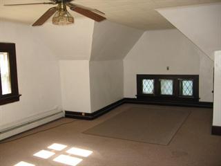 775 Bloomfield Ave in Montclair, NJ - Foto de edificio - Building Photo