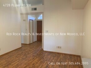4728 Plume Rd NW in Albuquerque, NM - Building Photo - Building Photo