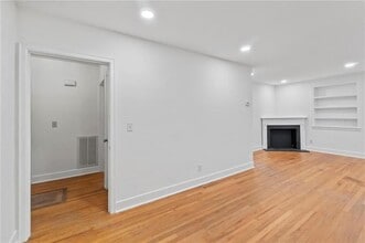 1340 Cumberland Dr in Gainesville, GA - Foto de edificio - Building Photo