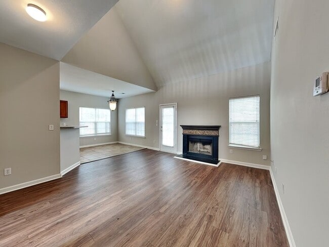 285 Jerome Ct, Unit 4 in College Park, GA - Building Photo - Building Photo