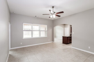 13204 Stari Most Ln in Crowley, TX - Building Photo - Building Photo