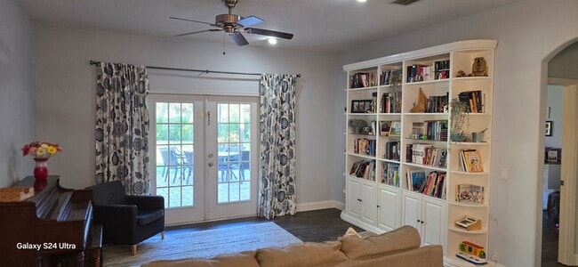 9975 Indigo Bay Cir in Orlando, FL - Foto de edificio - Building Photo