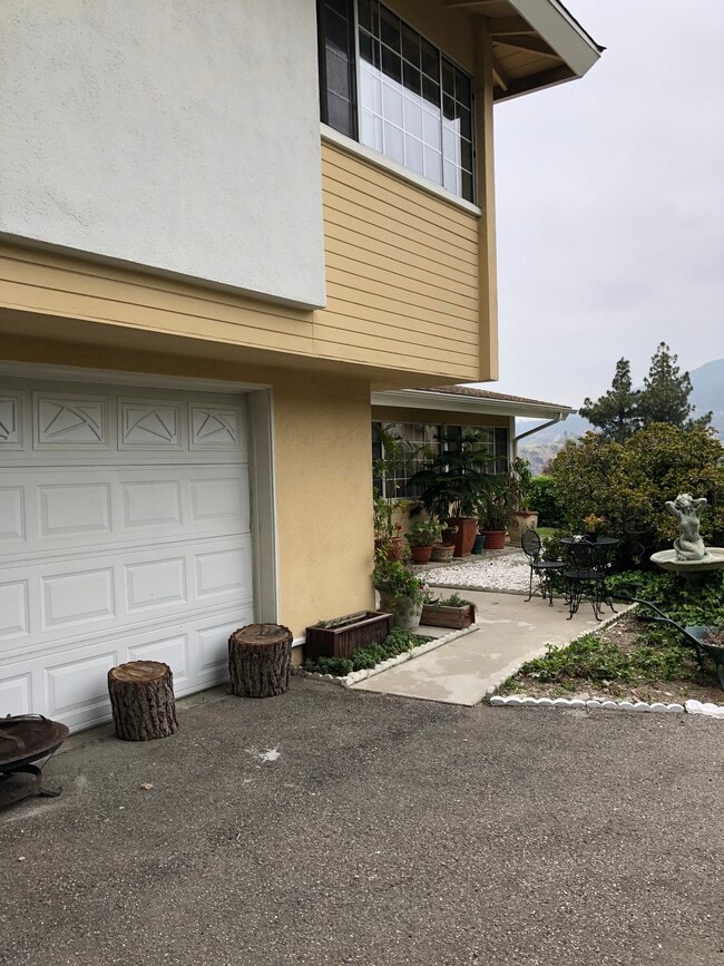 property at 1986 Sherer Ln